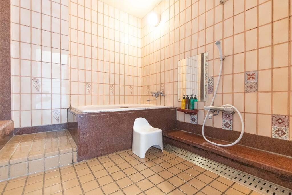 Sanacion Motomachi 7 なんばで150平米の広々空間 最大14名 Netflix見れます Apartamento Osaca Exterior foto