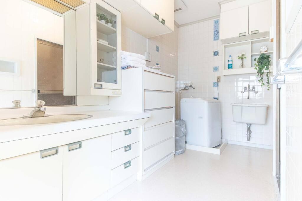 Sanacion Motomachi 7 なんばで150平米の広々空間 最大14名 Netflix見れます Apartamento Osaca Exterior foto