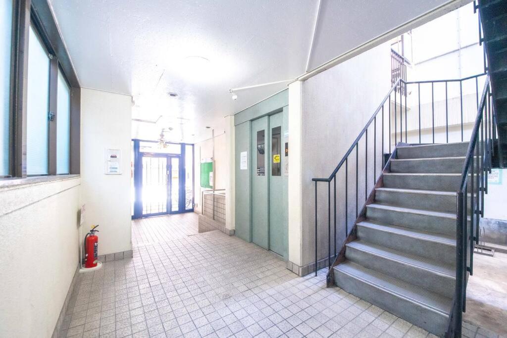 Sanacion Motomachi 7 なんばで150平米の広々空間 最大14名 Netflix見れます Apartamento Osaca Exterior foto