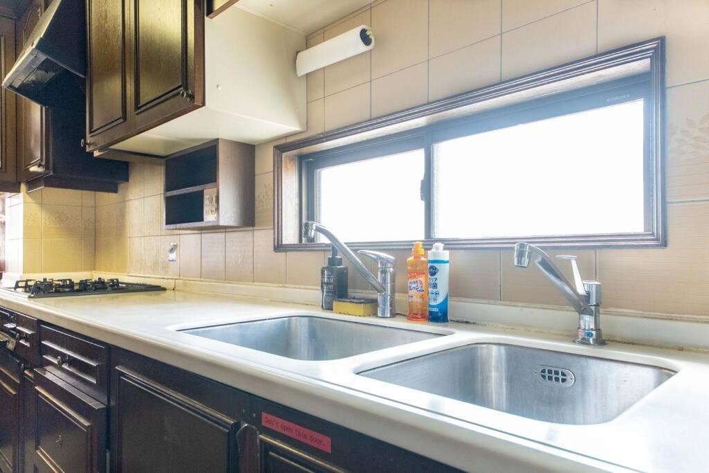 Sanacion Motomachi 7 なんばで150平米の広々空間 最大14名 Netflix見れます Apartamento Osaca Exterior foto